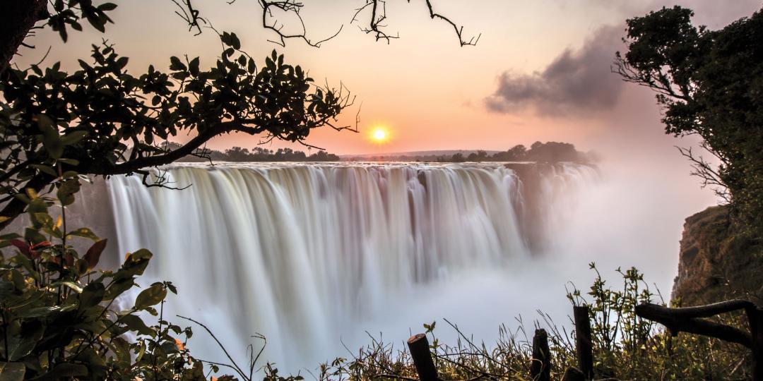 Thompsons Africa is offering packages to Zimbabwe and Zambia valid during low water.