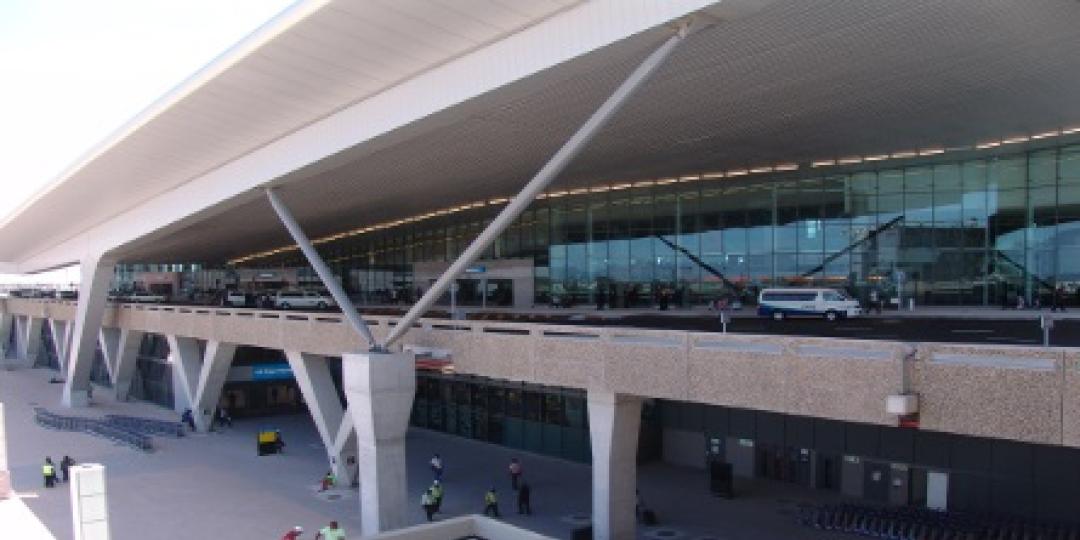 Works to Cape Town runway still on hold | Southern & East African ...