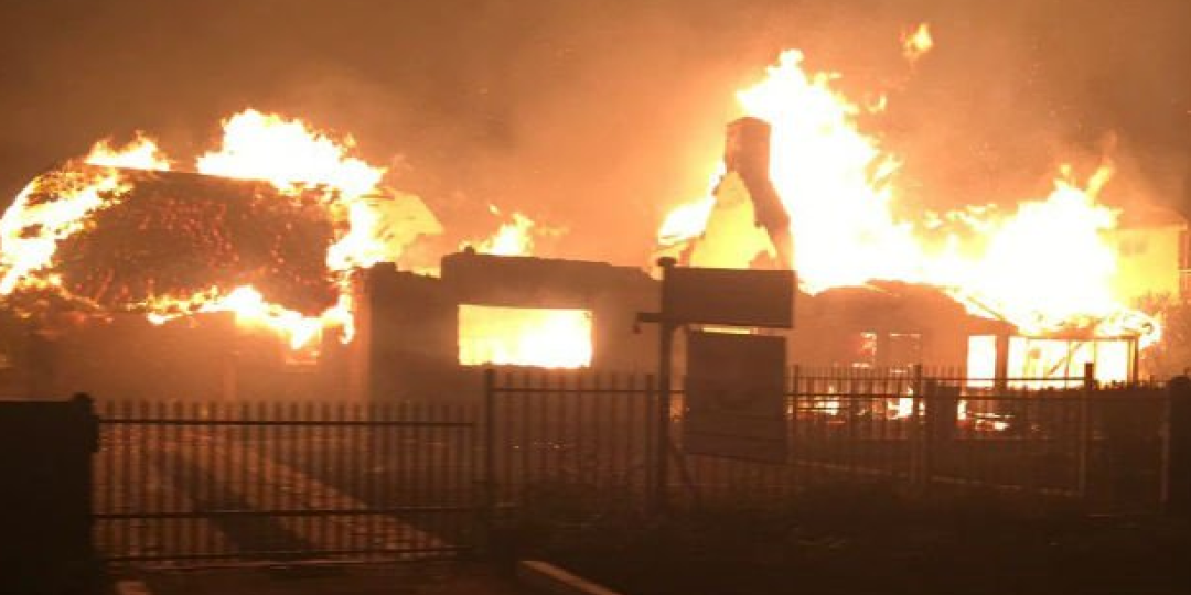 Fires cause massive damage to properties in Knysna, Western Cape.