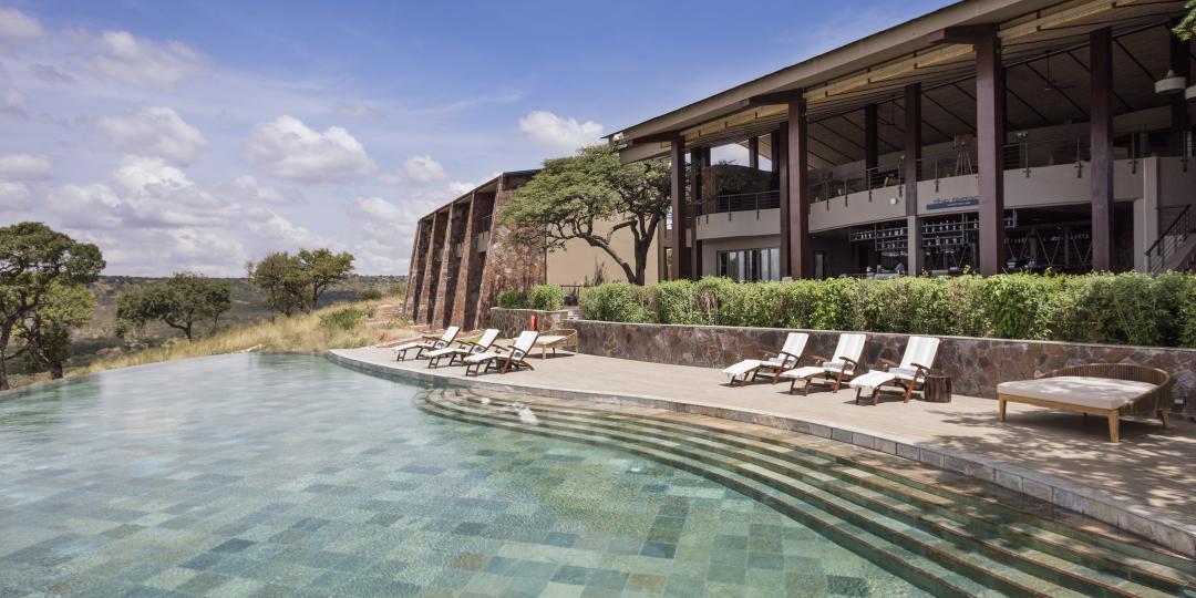 The pool at Meliá Serengeti Lodge has breathtaking views of the surrounding terrain.