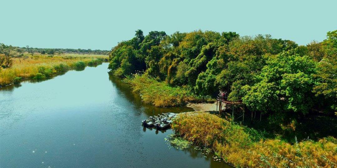 Bush Camp by Camp Kwando officially opens on the banks of Kwando River.