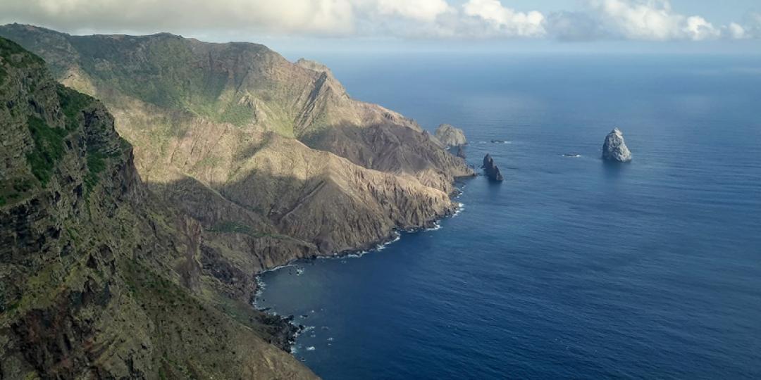 Airlink operates weekly flights to St Helena from Johannesburg.