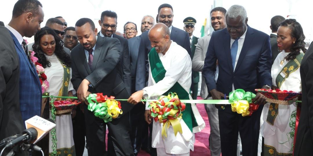 Ethiopian Airlines recently inaugurated its new passenger terminal and Skyline Hotel.