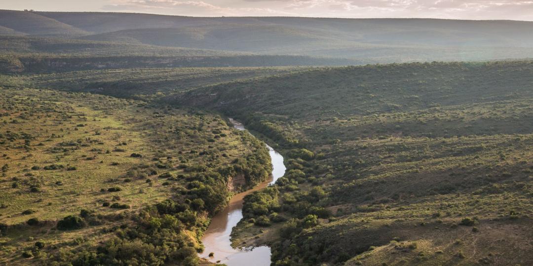 New charter partnership sealed between Kwandwe Private Game Reserve and Absolute Aviation Group.