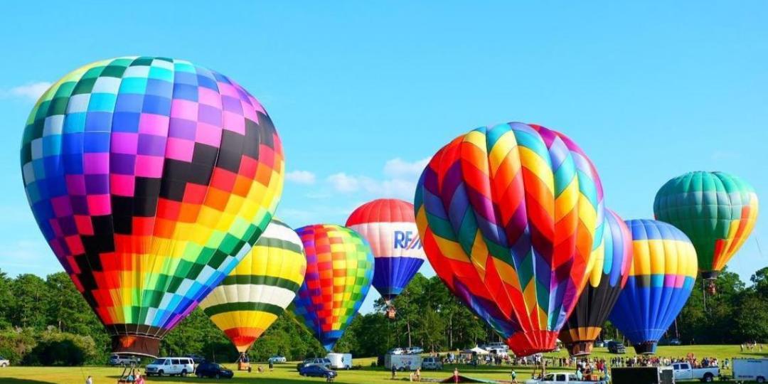 Participants on a Fiesta flight will enjoy unique vantage points to watch the championships.